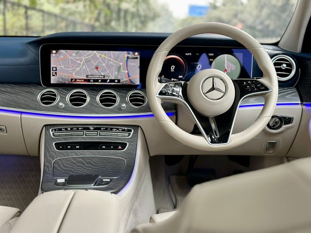 Second-hand 2024 Mercedes-Benz E-Class Exclusive E 200 for sale in New Delhi-6