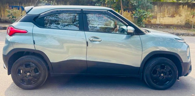 Second-hand 2024 Tata Punch Accomplished Plus CNG for sale in New Delhi-1