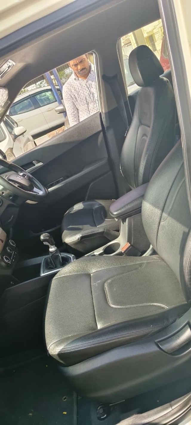 Second-hand 2018 Hyundai Creta 1.4 CRDi S for sale in Ongole-4