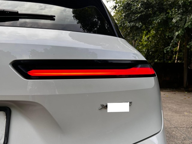 Second-hand 2024 BMW iX xDrive40 for sale in New Delhi-24