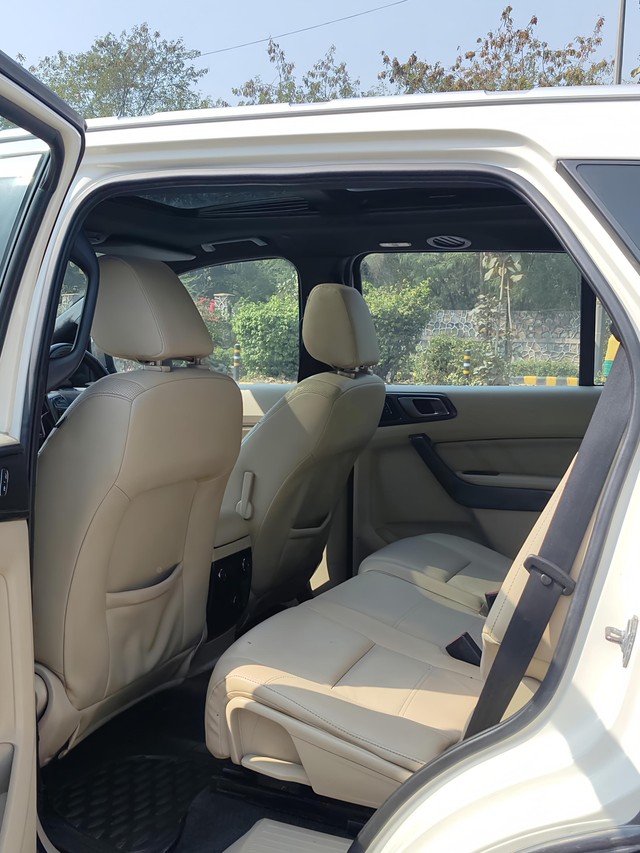 Ford Endeavour 3.2 Titanium AT 4X4 Second-hand 2017 Ford Endeavour 3.2 Titanium AT 4X4 for sale in New Delhi-15