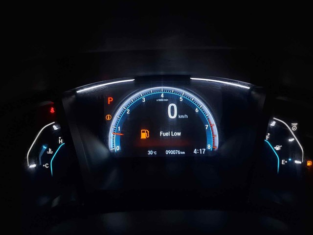 Second-hand 2020 Honda Civic VX for sale in Surat-7