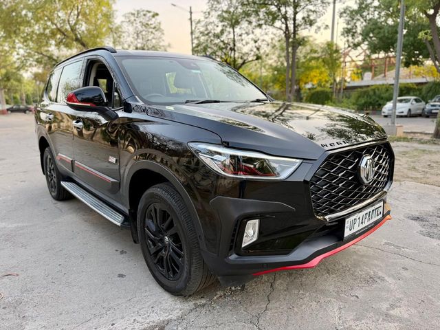 MG Gloster Black Storm 4x4 6Str Second-hand 2023 MG Gloster Black Storm 4x4 6Str for sale in New Delhi