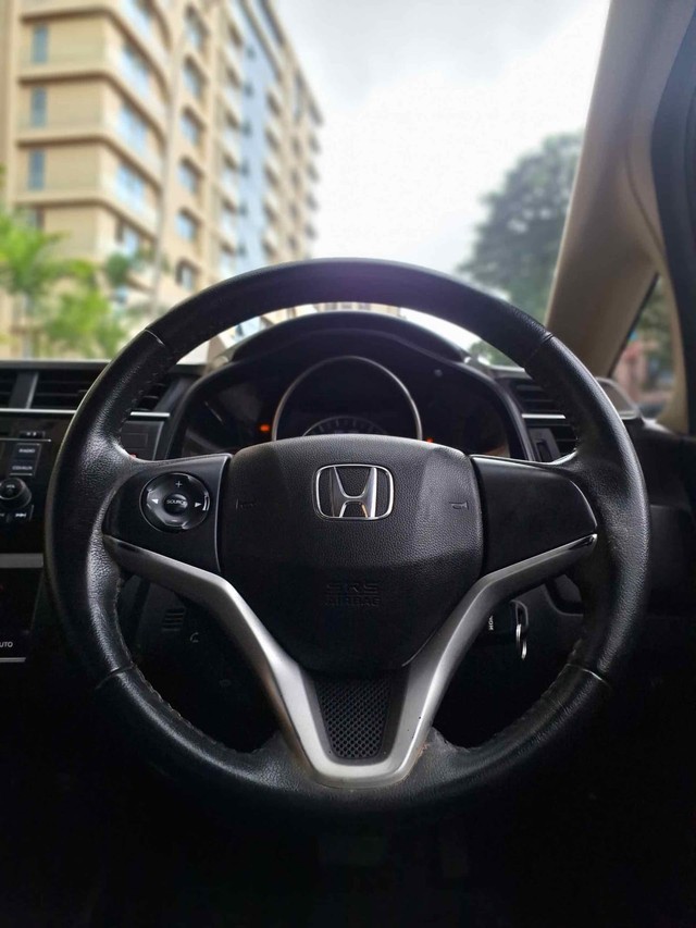 Second-hand 2016 Honda Jazz 1.2 S AT i VTEC for sale in Surat-8