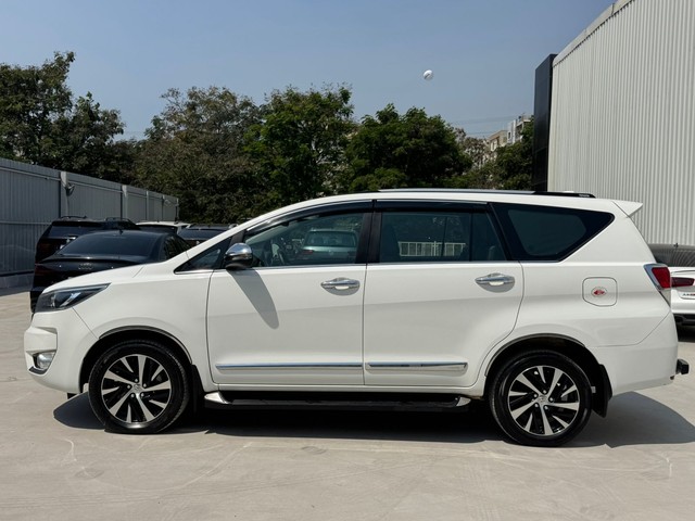 Toyota Innova Crysta 2.4 Zx 7Str Second-hand 2024 Toyota Innova Crysta 2.4 Zx 7Str for sale in Hyderabad-3