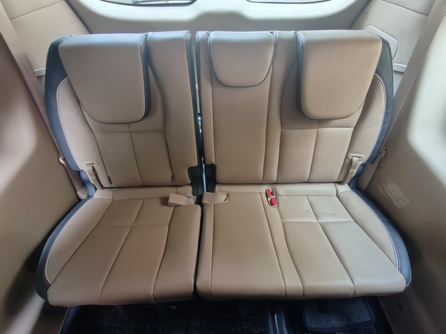 Second-hand 2020 Kia Carnival Limousine for sale in Hyderabad-15