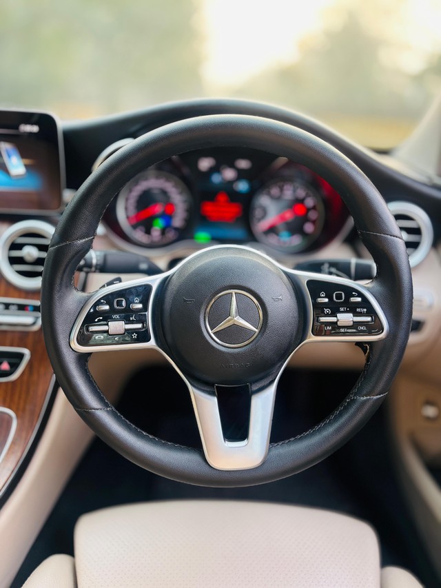Second-hand 2019 Mercedes-Benz C-Class Progressive C 200 for sale in New Delhi-18