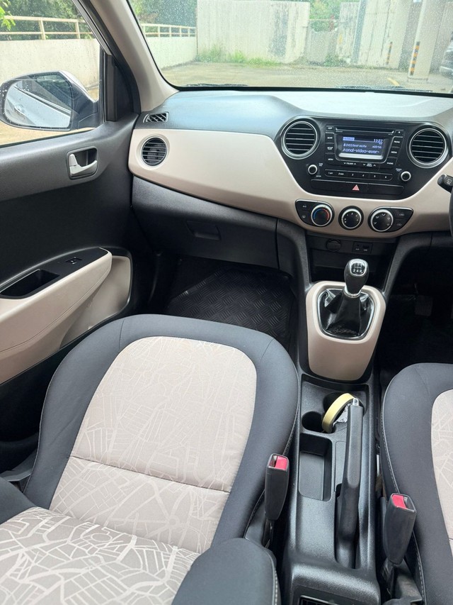 Second-hand 2014 Hyundai Grand i10 Asta Option for sale in Pune-9