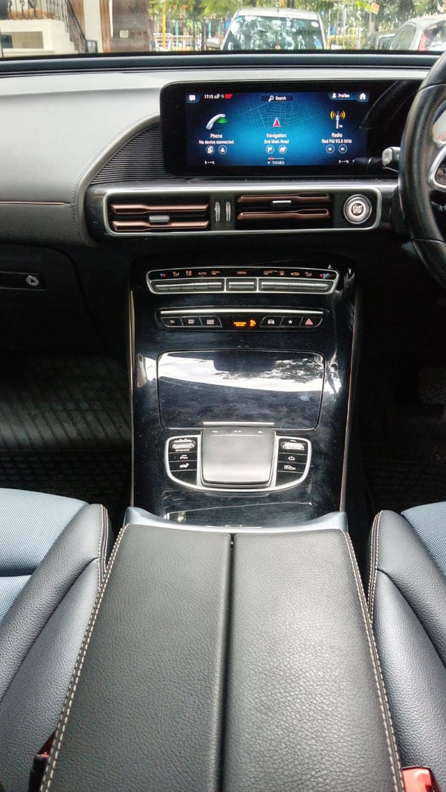 Second-hand 2020 Mercedes-Benz EQC 400 4MATIC for sale in Bangalore-17