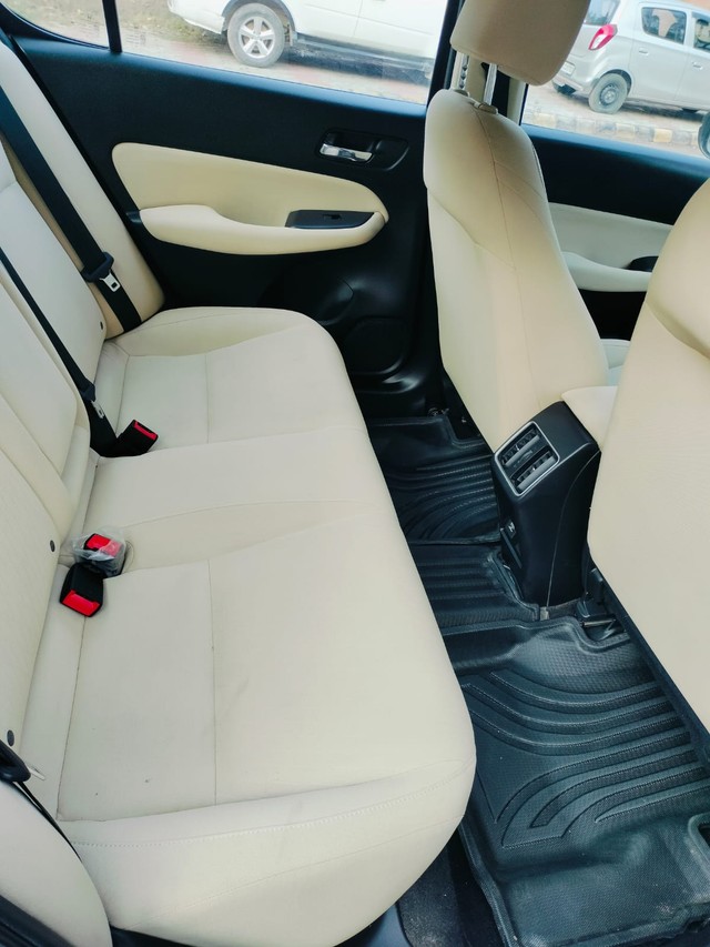 Honda City V MT Second-hand 2021 Honda City V MT for sale in New Delhi-12