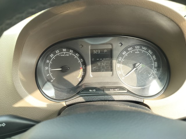 Second-hand 2016 Skoda Rapid 1.5 TDI AT Style Plus for sale in Bangalore-8