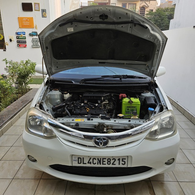 Second-hand 2011 Toyota Etios V for sale in Gurgaon-4