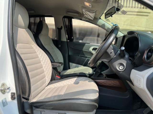 Second-hand 2022 Hyundai Aura S CNG for sale in Thane-8