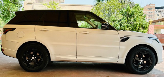 Second-hand 2021 Land Rover Range Rover Sport 2.0 Petrol SE for sale in New Delhi-1
