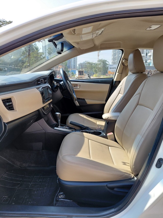 Second-hand 2015 Toyota Corolla Altis G AT for sale in Mumbai-12