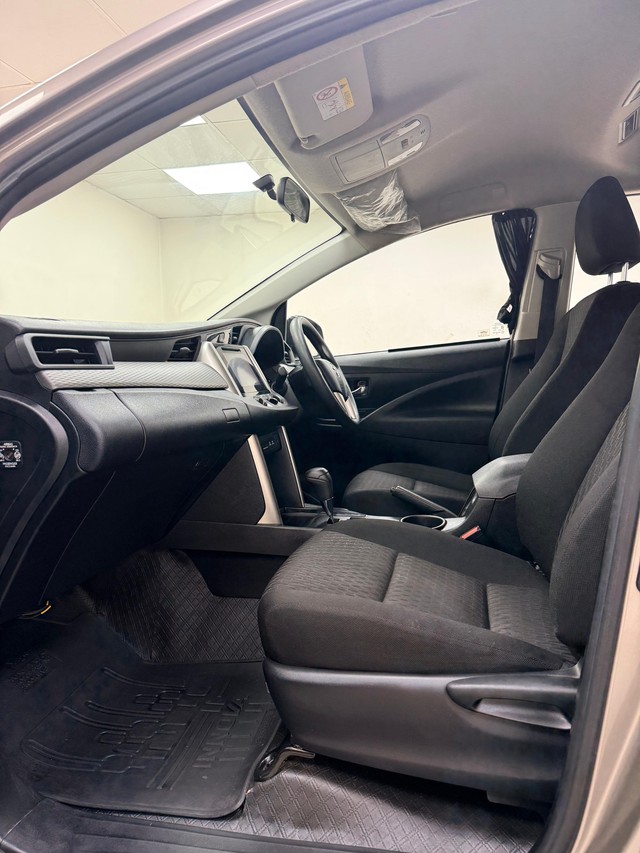 Second-hand 2019 Toyota Innova Crysta 2.8 GX AT BSIV for sale in Pune-17