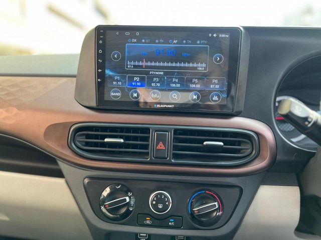 Second-hand 2022 Hyundai Aura S CNG for sale in Thane-11