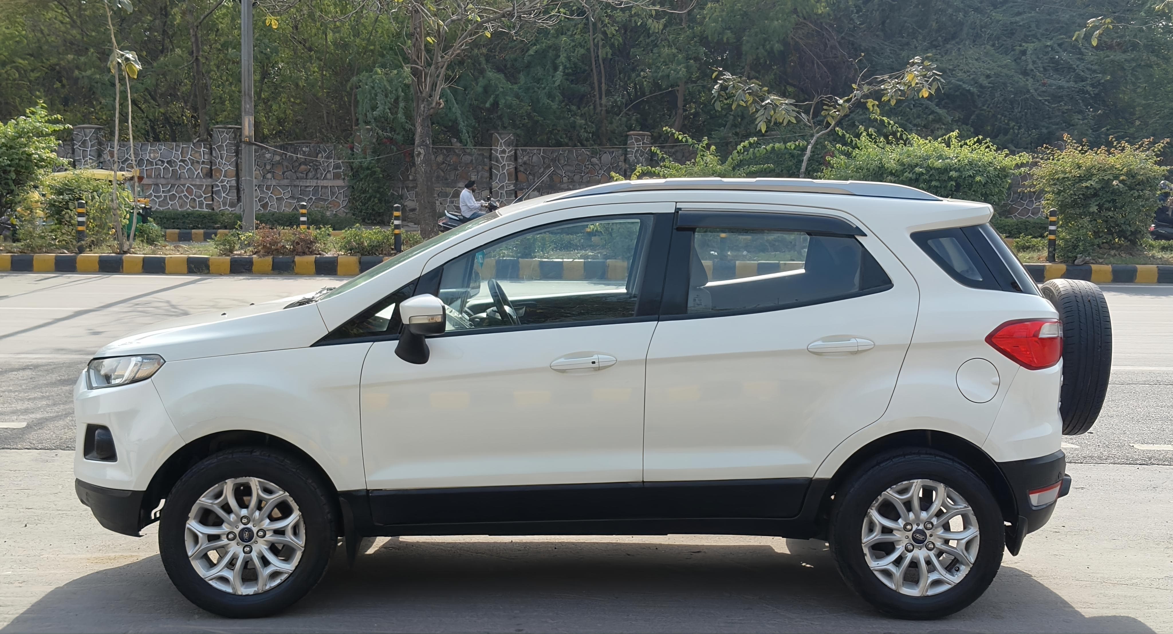 Buy Used Ford Ecosport 1.5 Ti VCT MT Titanium BSIV of 2015 model @ 3 ...