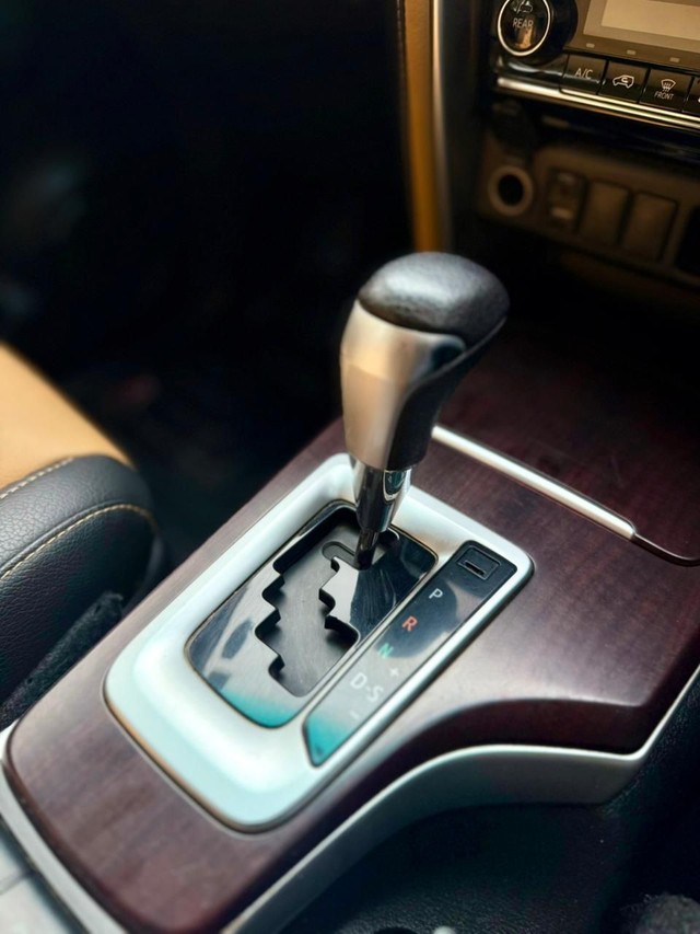 Second-hand 2019 Toyota Fortuner 2.8 2WD AT BSIV for sale in New Delhi-14