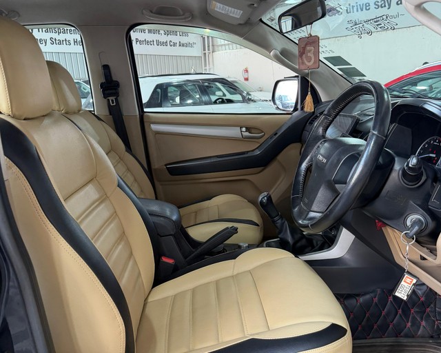 Second-hand 2017 Isuzu D-Max 4X4 for sale in Hyderabad-8