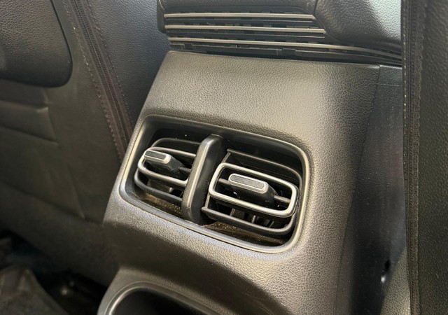 Second-hand 2022 Hyundai Alcazar Signature Diesel AT for sale in Hyderabad-10