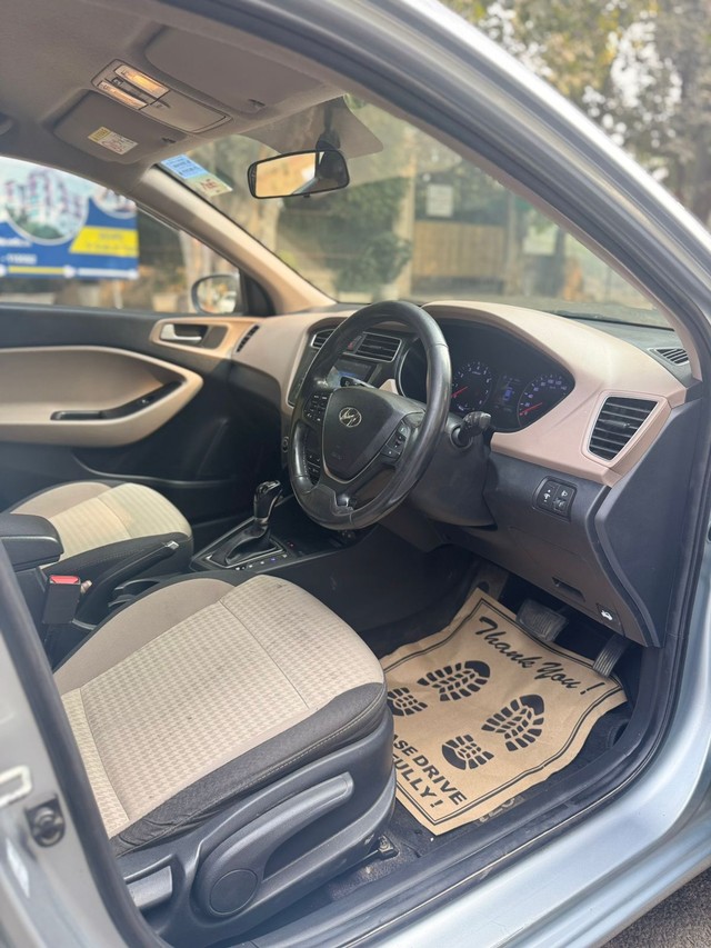 Second-hand 2019 Hyundai i20 Asta Option CVT BSIV for sale in New Delhi-12