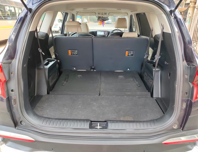 Kia Carens Luxury Plus iMT BSVI Second-hand 2023 Kia Carens Luxury Plus iMT BSVI for sale in Kolkata-22