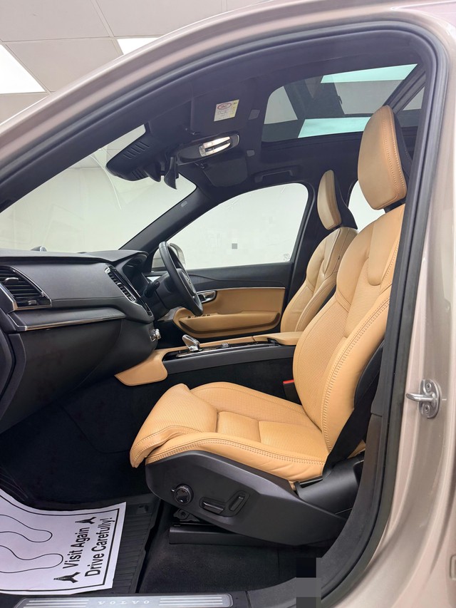 Second-hand 2023 Volvo XC90 B6 Ultimate BSVI for sale in Pune-12