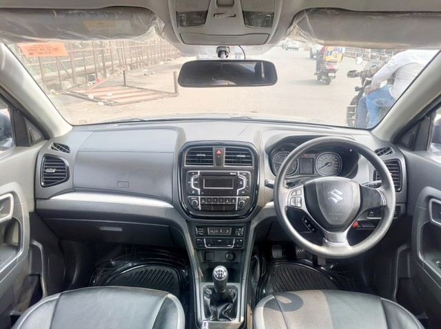 Second-hand 2016 Maruti Vitara Brezza ZDi for sale in Thane-11
