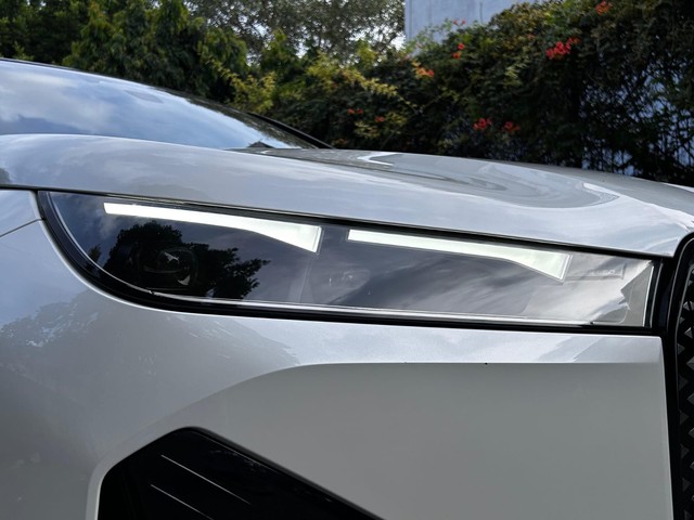 Second-hand 2024 BMW iX xDrive40 for sale in New Delhi-23