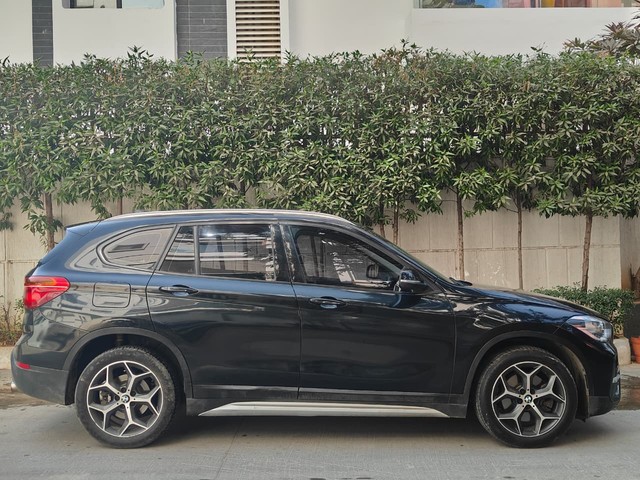 Second-hand 2016 BMW X1 sDrive 20d xLine for sale in Hyderabad-1
