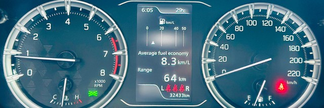 Second-hand 2024 Maruti Suzuki Grand Vitara Alpha for sale in New Delhi-19