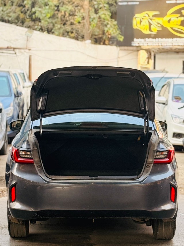 Honda City ZX CVT Second-hand 2023 Honda City ZX CVT for sale in Mira Road-8