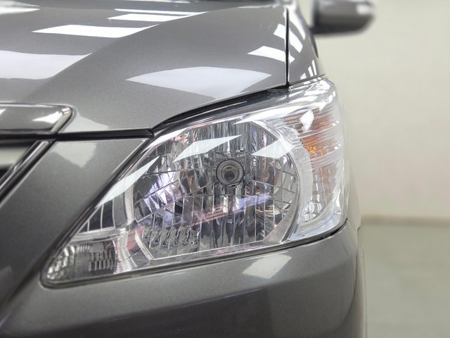 Second-hand 2012 Toyota Innova 2.5 VX (Diesel) 7 Seater BS IV for sale in Pune-10