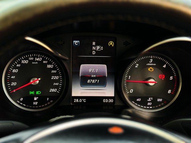 Second-hand 2015 Mercedes-Benz C-Class C 220 CDI Style for sale in Kolkata-10