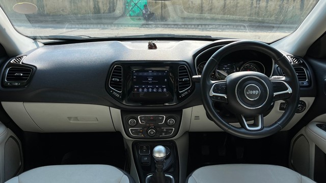 Second-hand 2018 Jeep Compass 2.0 Limited 4X4 for sale in New Delhi-19