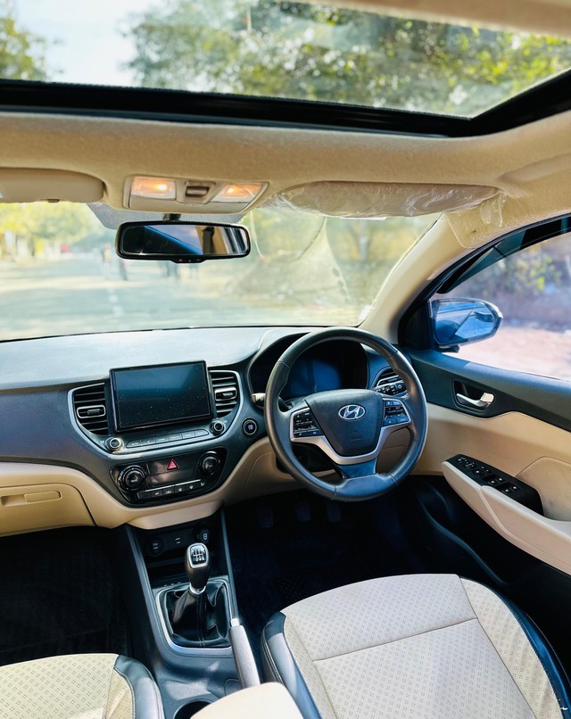 Second-hand 2022 Hyundai Verna SX for sale in New Delhi-13