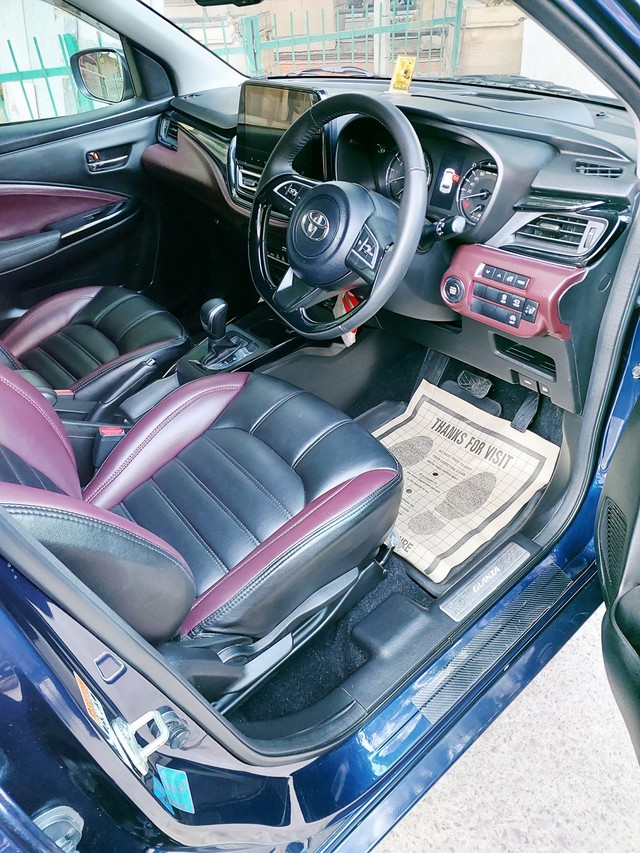 Second-hand 2024 Toyota Glanza V AMT for sale in New Delhi-5