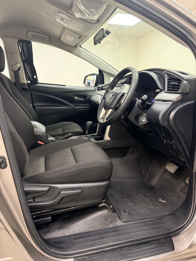 Second-hand 2019 Toyota Innova Crysta 2.8 GX AT BSIV for sale in Pune-15