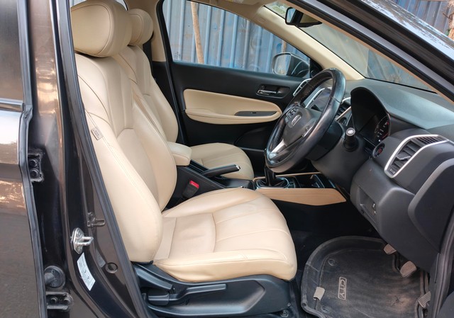 Second-hand 2021 Honda City ZX MT for sale in Kolkata-13