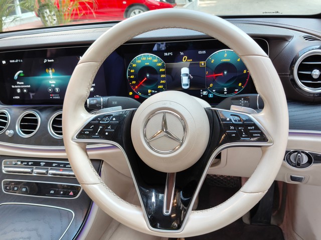 Second-hand 2022 Mercedes-Benz E-Class Exclusive E 220d BSVI for sale in Bangalore-12