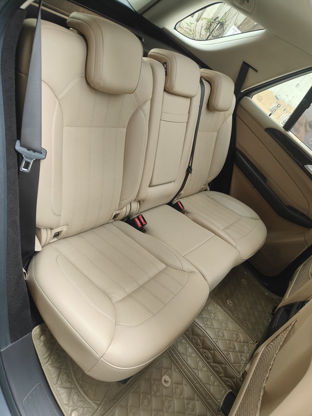 Second-hand 2017 Mercedes-Benz GLE 250d for sale in Hyderabad-12