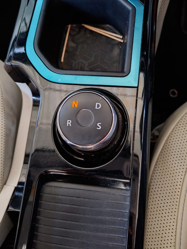 Tata Nexon EV XZ Plus LUX - Photo 10