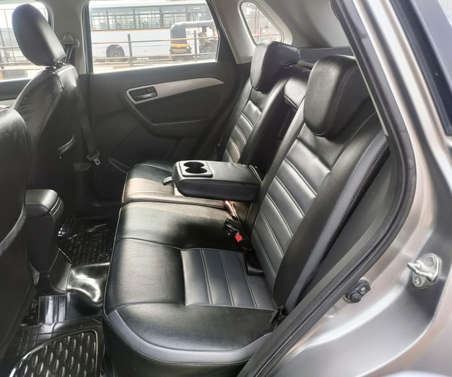 Second-hand 2016 Maruti Vitara Brezza ZDi for sale in Thane-9