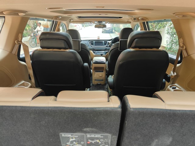Second-hand 2020 Kia Carnival Limousine for sale in Hyderabad-14