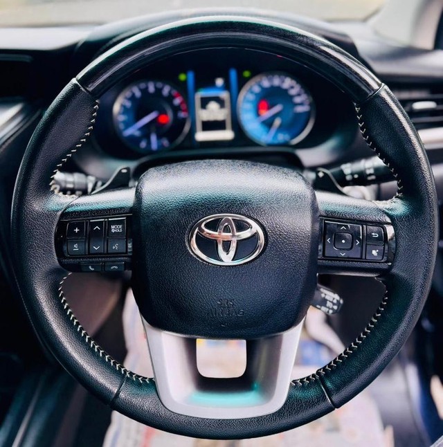 Second-hand 2022 Toyota Fortuner 4X2 AT BSVI for sale in New Delhi-11