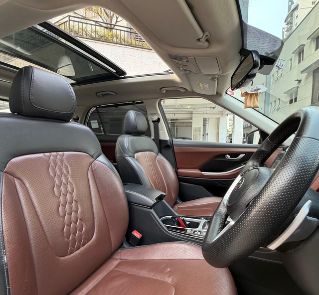 Second-hand 2022 Hyundai Alcazar Signature Diesel AT for sale in Hyderabad-13