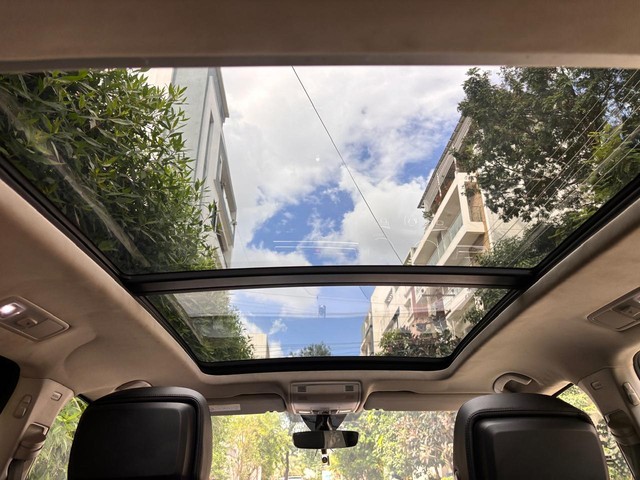 Second-hand 2017 Volkswagen Tiguan 2.0 TDI Highline for sale in Hyderabad-6