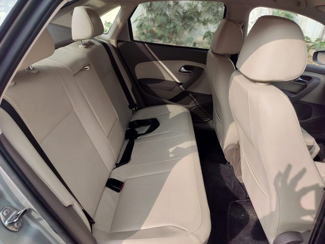 Second-hand 2016 Skoda Rapid 1.5 TDI AT Style Plus for sale in Bangalore-9