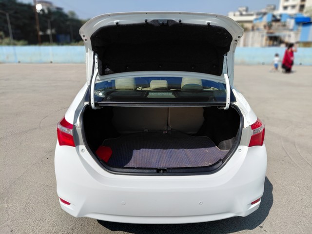 Second-hand 2015 Toyota Corolla Altis G AT for sale in Mumbai-15